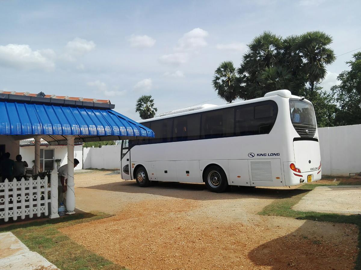 Nilaveli Gates Hotel Exterior photo